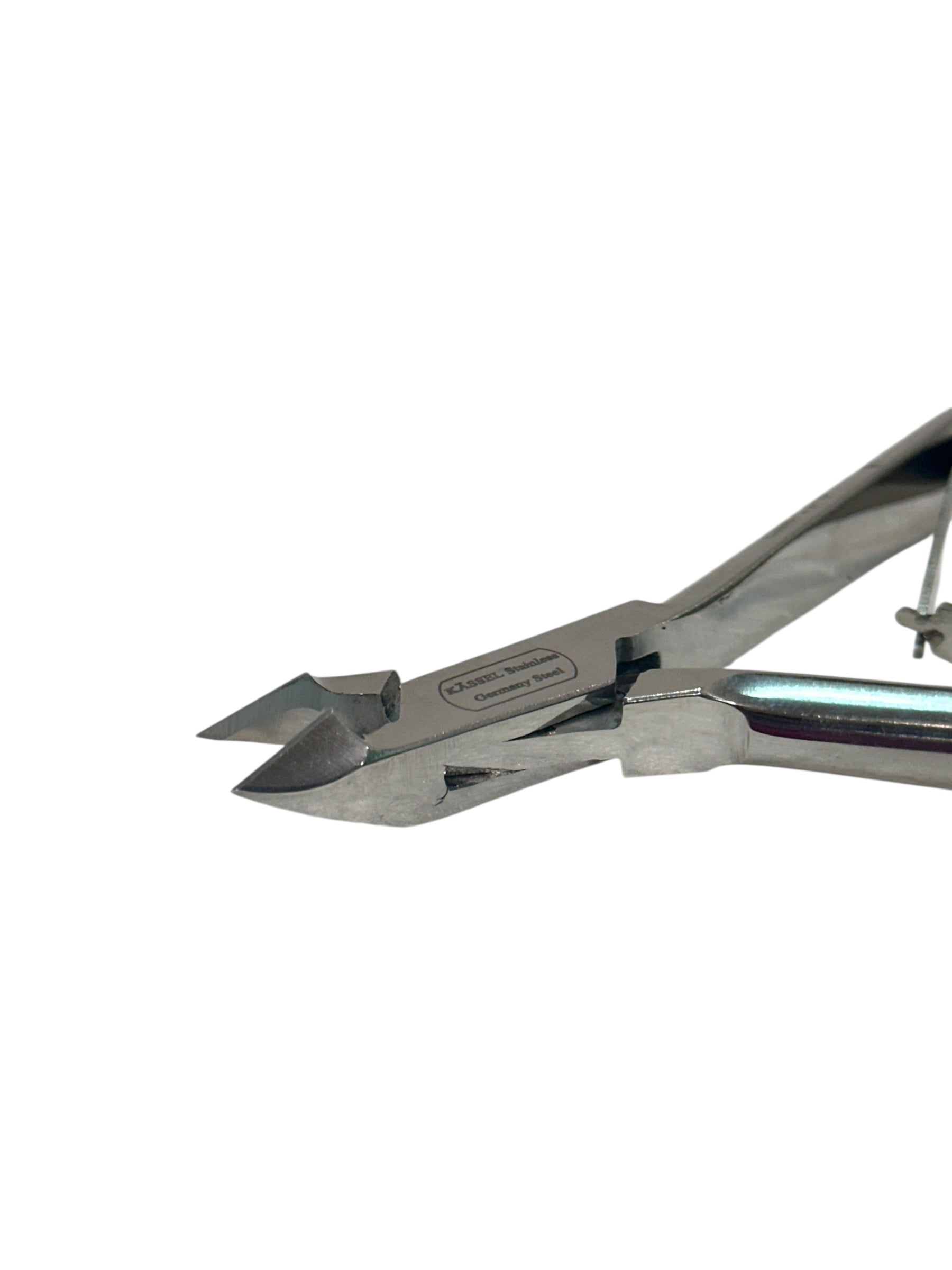 ALICATE CORTA CUTÍCULA CON SEGURO