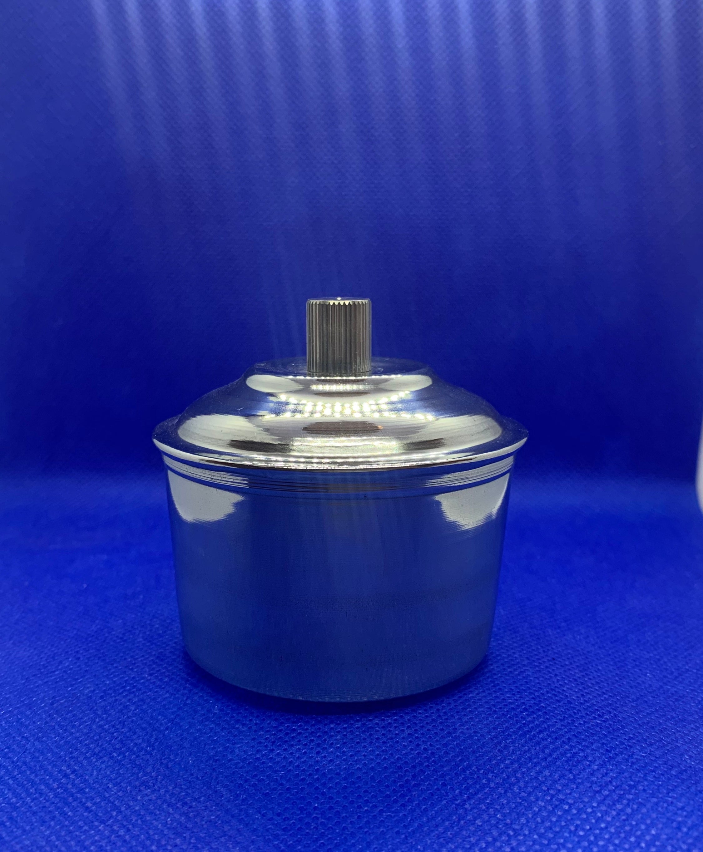 MECHERO METÁLICO CON CIERRE HERMÉTICO